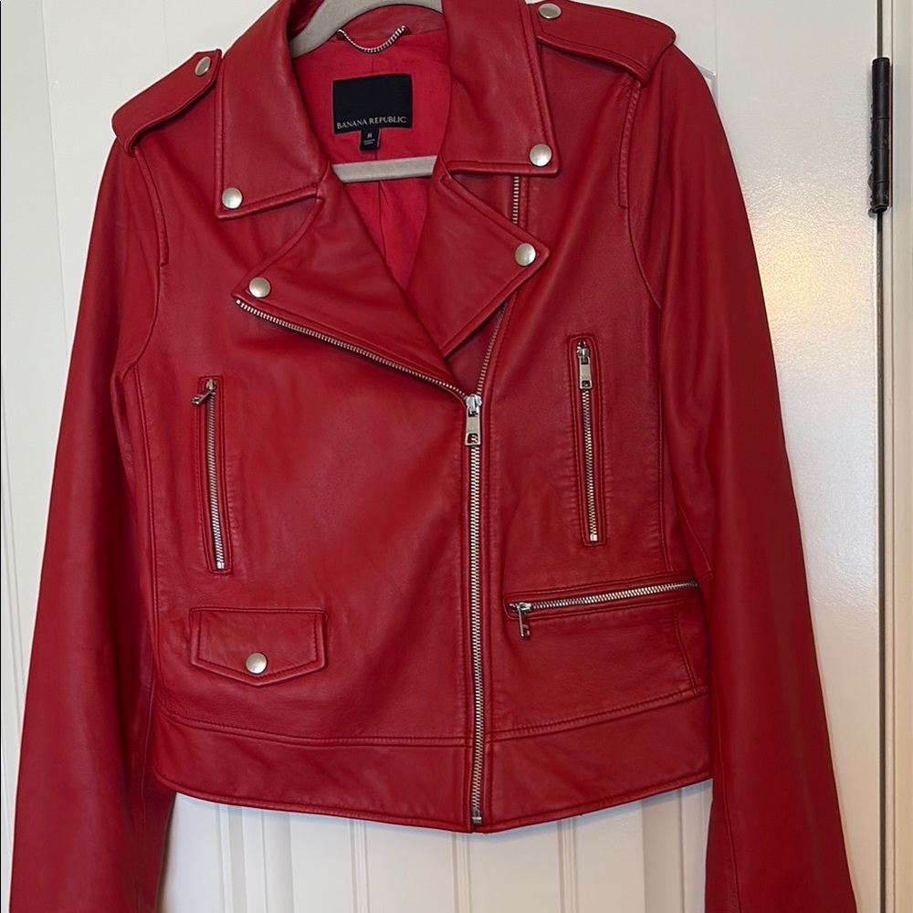 Banana Republic Like new Res Genuine Leather size Medium Jkt.